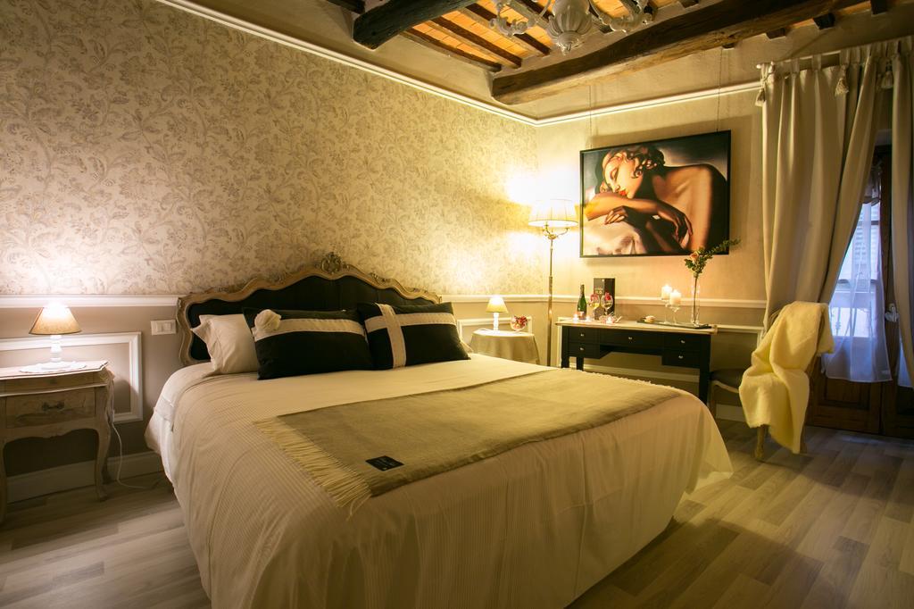 San Michele Al Borgo Bed & Breakfast Castiglion Fiorentino Oda fotoğraf